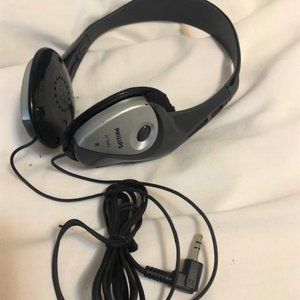 Never-Used Philips Earphones (AY3682)
